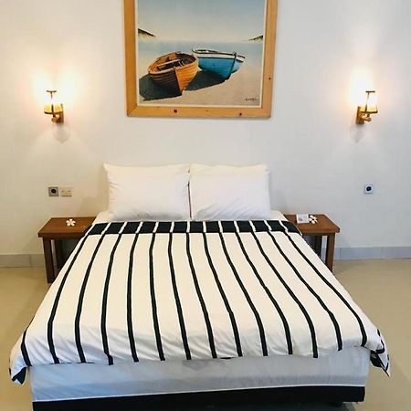 Lazy Inn Kuta  Luaran gambar