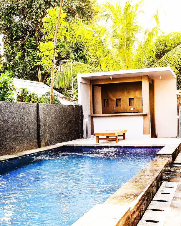 Lazy Inn Kuta  Luaran gambar